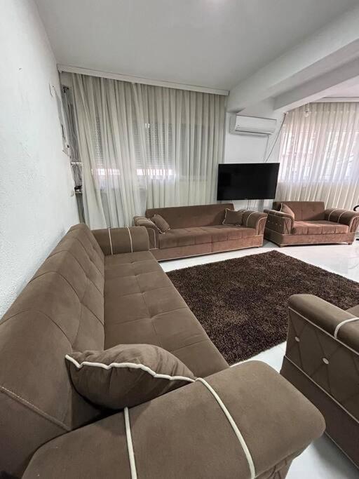 Cozy Corner Apartment Gjakova Екстер'єр фото