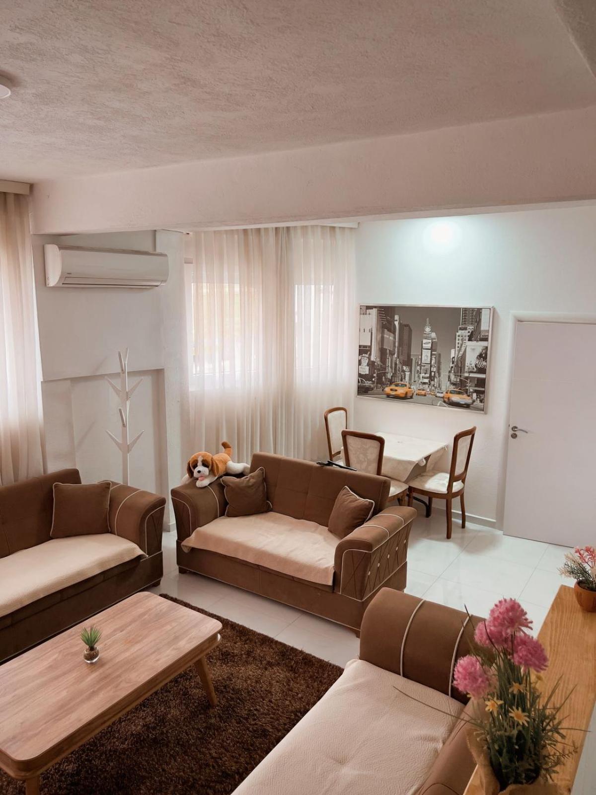 Cozy Corner Apartment Gjakova Екстер'єр фото