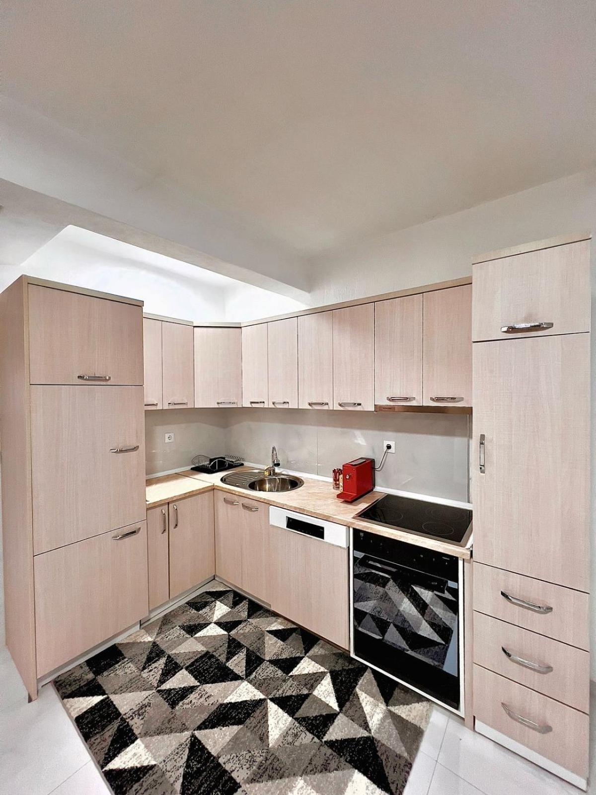 Cozy Corner Apartment Gjakova Екстер'єр фото